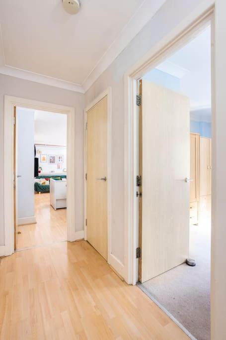 Stylish & Private Bathroom In * Londra